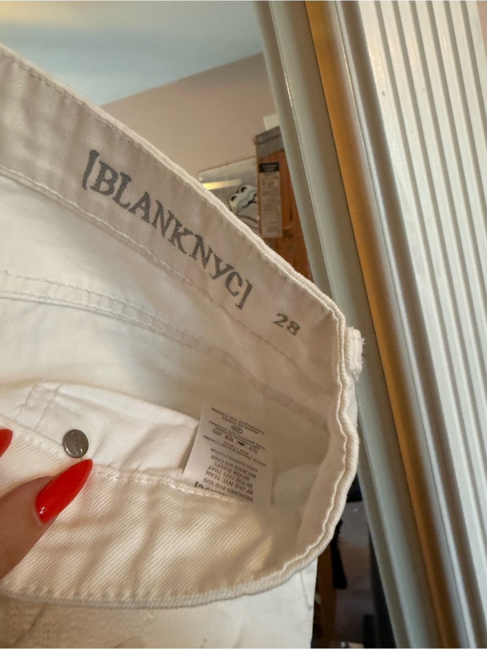 Blank NYC White Ripped Jeans - Picture 2 of 2